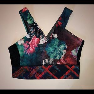 NWOT Sports Bra Crop